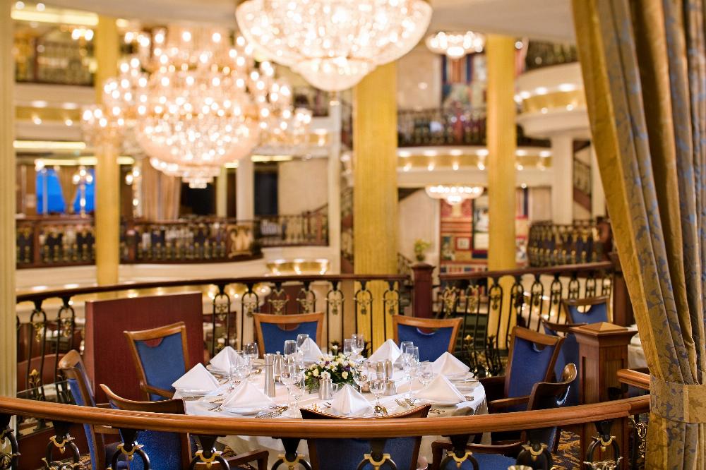 Independence of the Seas Main Dining Room