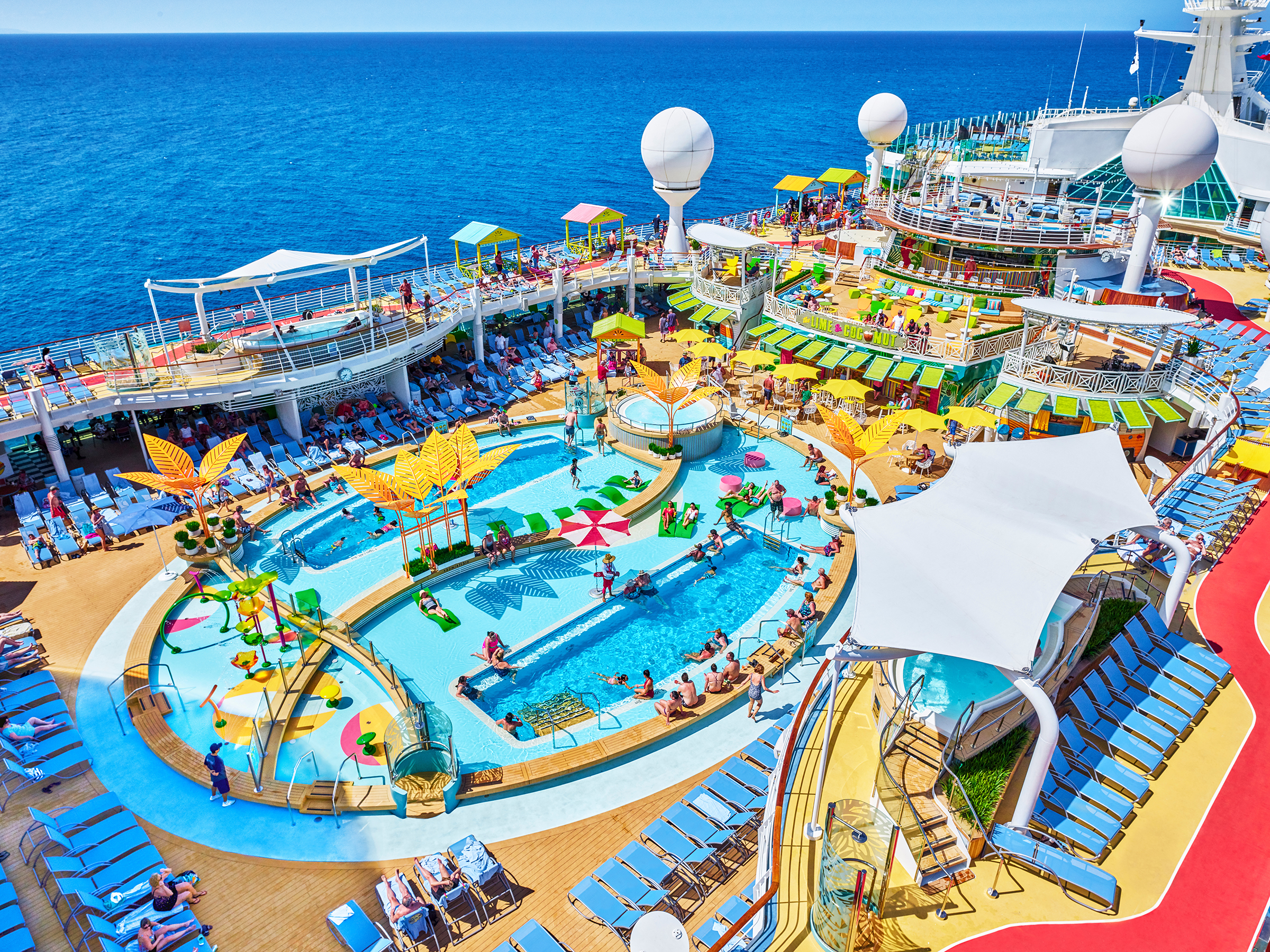 Navigator of the Seas Pool Deck
