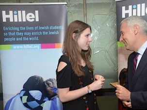 Even Proud Zionist Students Think This Hillel Is Too Focused On Israel by the Forward