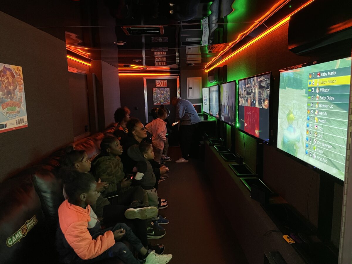 Finding Mobile Gaming Trucks Near Me