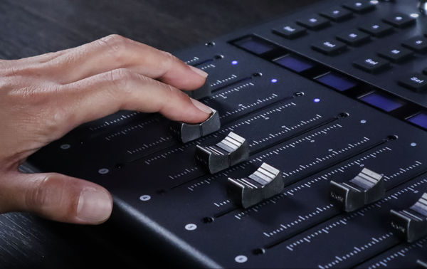 V1-X - Icon Pro Audio