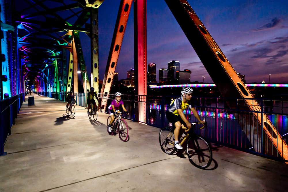 Lights, Bites and Bikes Holiday Tour Gets Festive View of Little Rock - Vimarsana News
