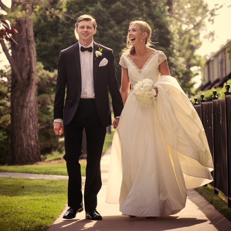 Lee Robertson Wedding Remembering the British Columbians lost to COVID ...
