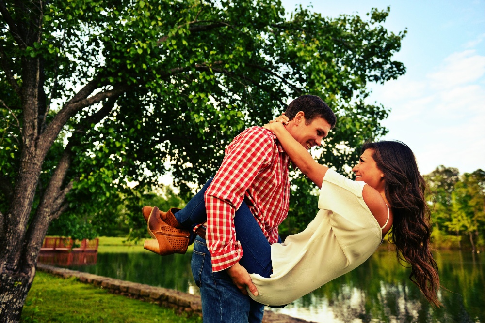 Arkansas Engagement Brittany & Chad Seifert of Little Rock