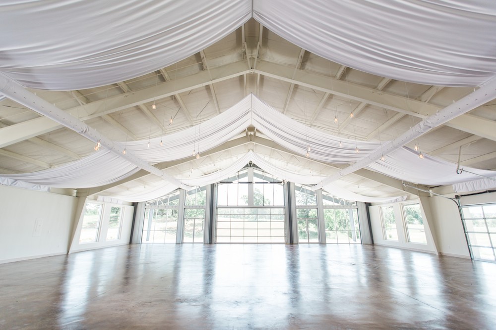 Meet the New Venue in Town Cold Springs Creek Events Arkansas Bride