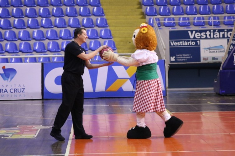 .:: as_figuracas_da_lbf_caixa_68455.jpg ::.