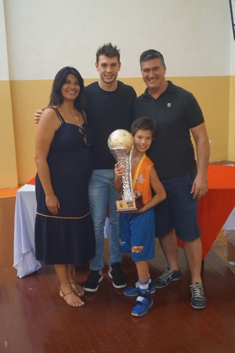 .:: campeao_sul_americano_pelo_botafogo_participa_de_evento_esportivo_em_franca_68761.jpg ::.