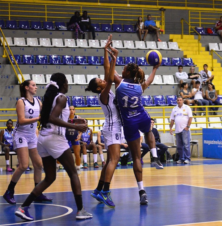 .:: contos_recolhidos_do_basquetebol_11_sao_jose_vence_em_franca_pelo_paulista_feminino_272016_70498.jpg ::.