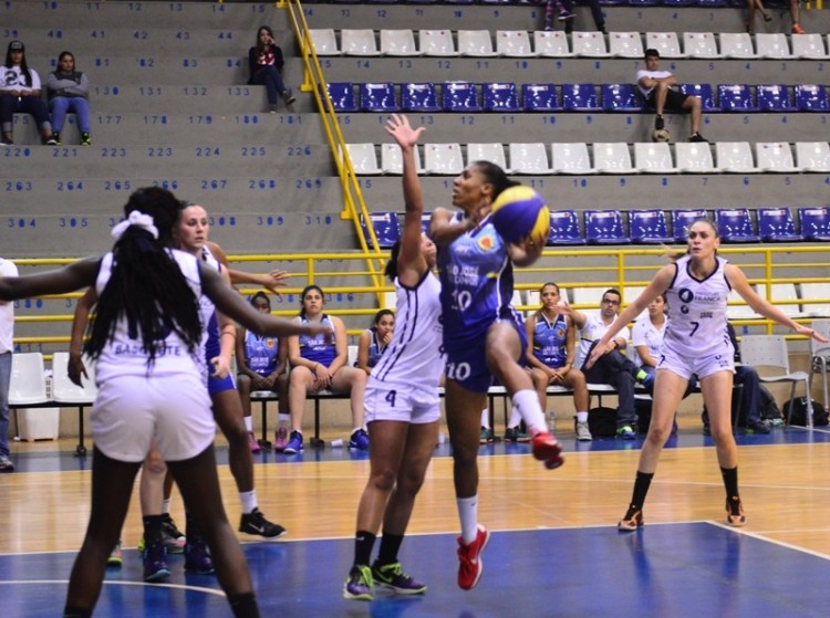 .:: contos_recolhidos_do_basquetebol_11_sao_jose_vence_em_franca_pelo_paulista_feminino_272016_70505.jpg ::.