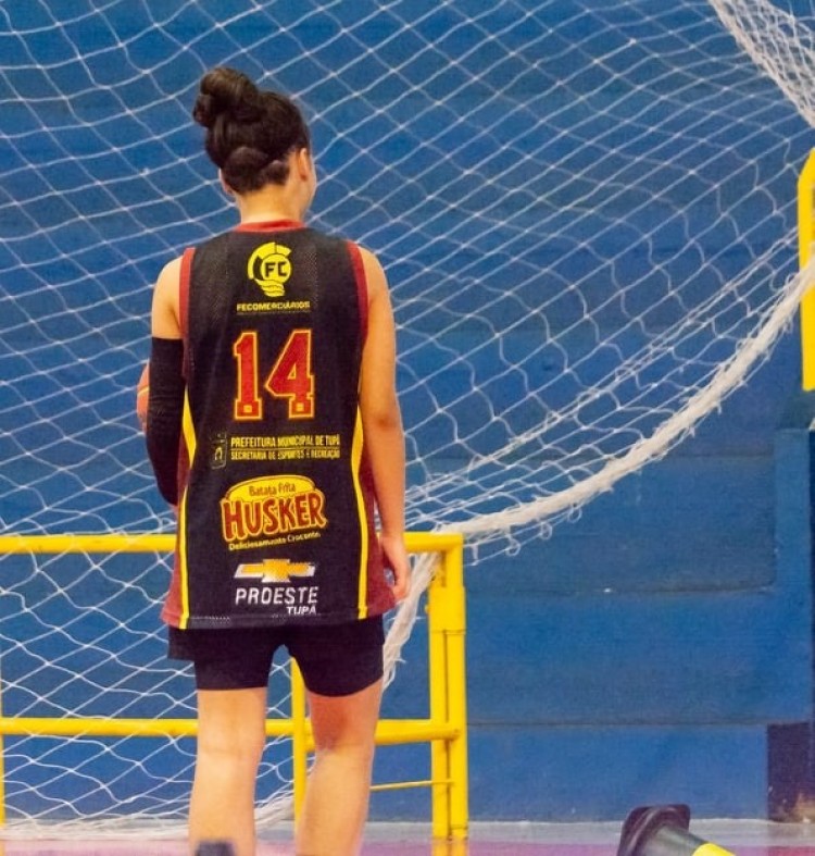 .:: duda_a_menina_do_rio_vai_reforcar_a_equipe_do_indians_tupa_70115.jpg ::.