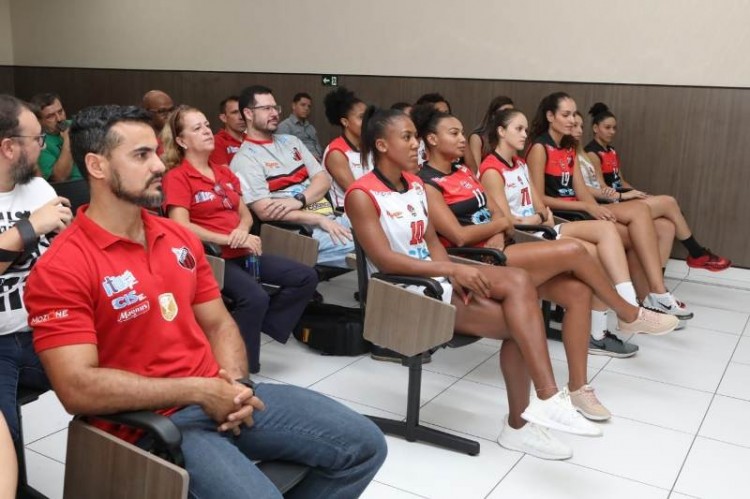 .:: ituano_basquete_estreia_com_derrota_na_lbf_caixa_2020_70122.jpg ::.