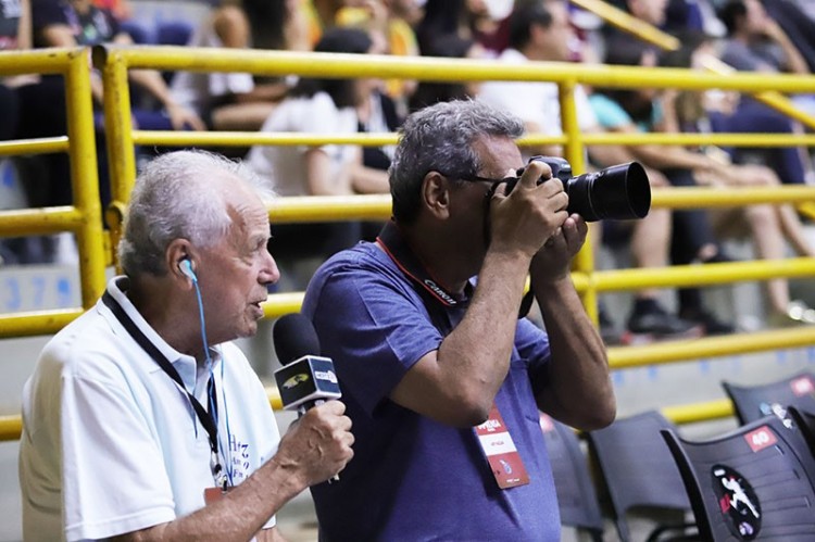 .:: lances_livres_de_franca_x_botafogo_pelo_nbb_68602.jpg ::.