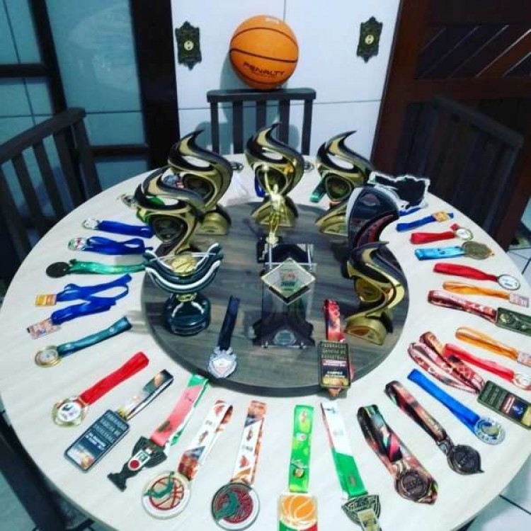 .:: leticia_rechembak_do_satc_criciuma_sc_um_verdadeiro_caso_de_amor_ao_basquete_e_ao_seu_estado_sc_68121.jpg ::.