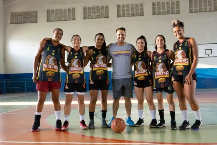 .:: maria_eduarda_pereira_e_assim_se_passaram_17_anos_70127.jpg ::.