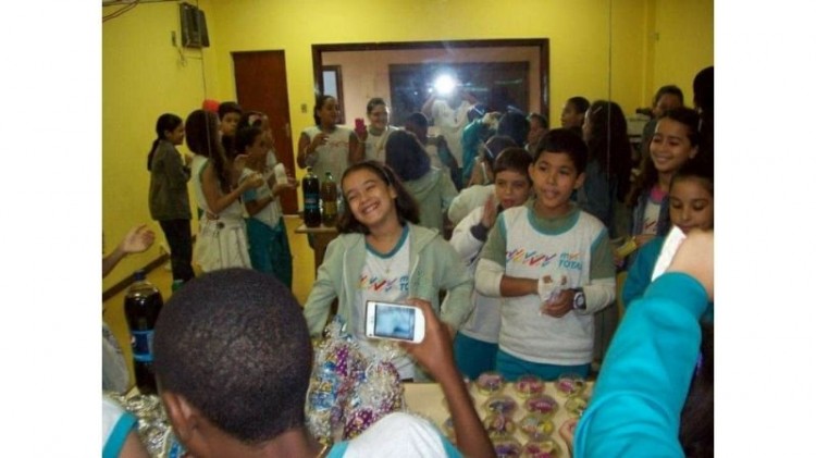 .:: maria_eduarda_pereira_e_assim_se_passaram_17_anos_70138.jpg ::.