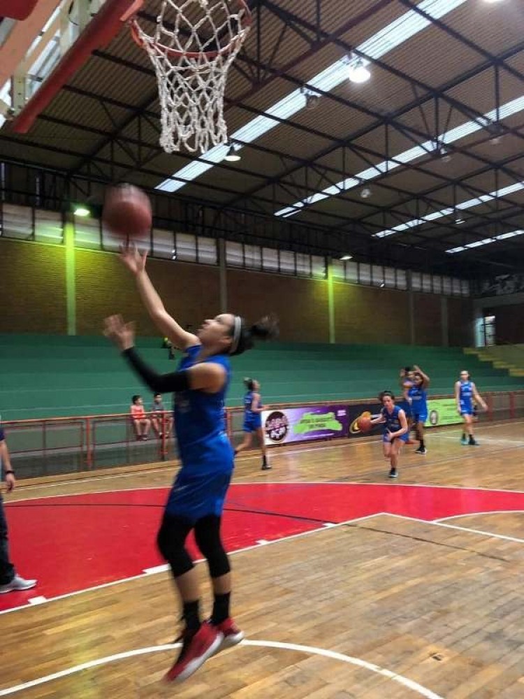 .:: pinda_estreia_com_vitoria_no_paulista_sub_19_feminino_de_basquete_67820.jpg ::.