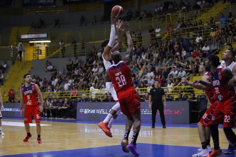 .:: quimsa_argentina_vence_em_franca_pela_champions_league_americas_68469.jpg ::.