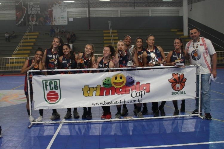 .:: santa_catarina_basquete_blumenau_e_tricampeao_estadual_adulto_feminino_2019_68251.jpg ::.