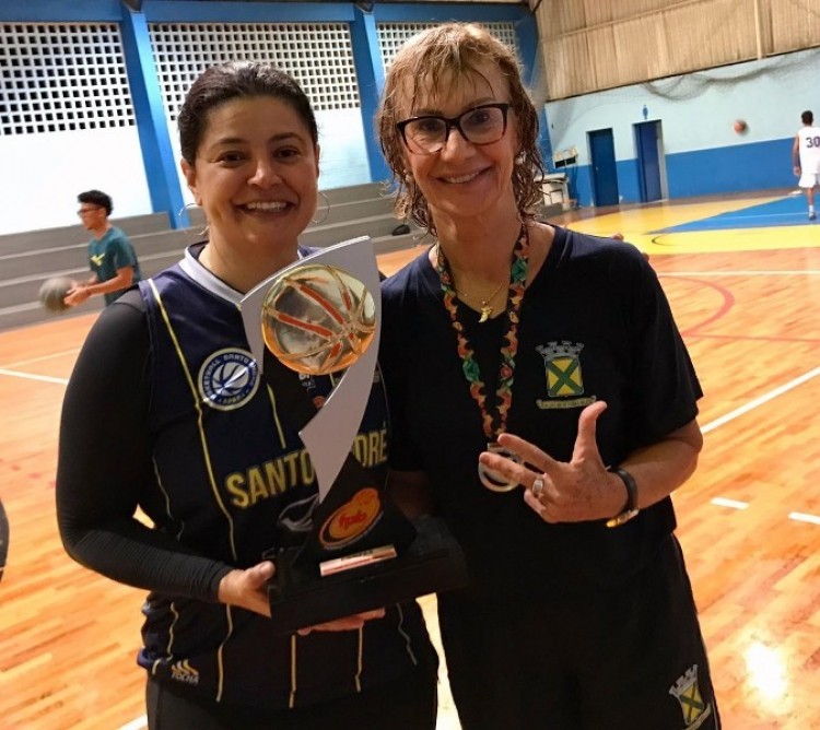 .:: santo_andre_e_campeao_paulista_sub_15_feminino_68376.jpg ::.