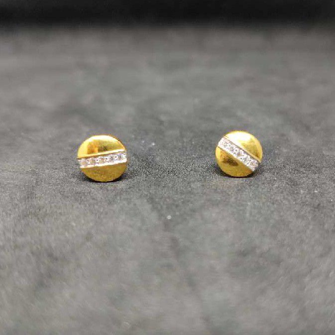 916 Men's Exclusive Earrings