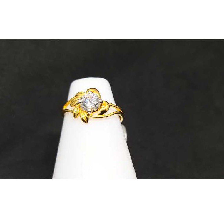 916 Ladies Single Stone Ring