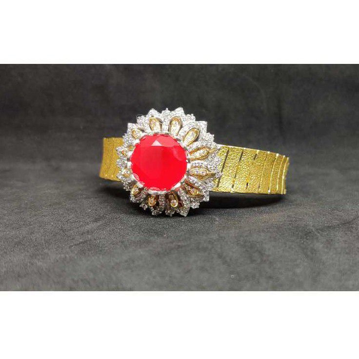 18K Exclusive Ladies Italian Kada