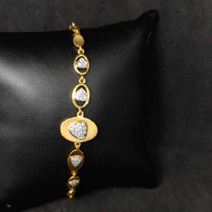 916 Exclusive Ladies Gold Bracelet