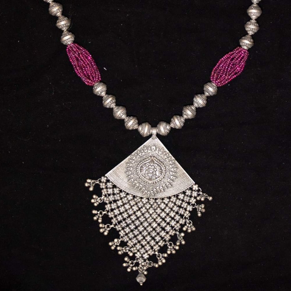 938 silver ruby stone necklace