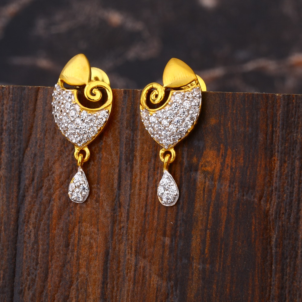 22KT  CZ Ladies Gold Earring LFE651