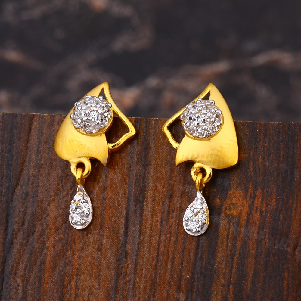 916 CZ Women's Designer Hallmark Gold Earring LFE645