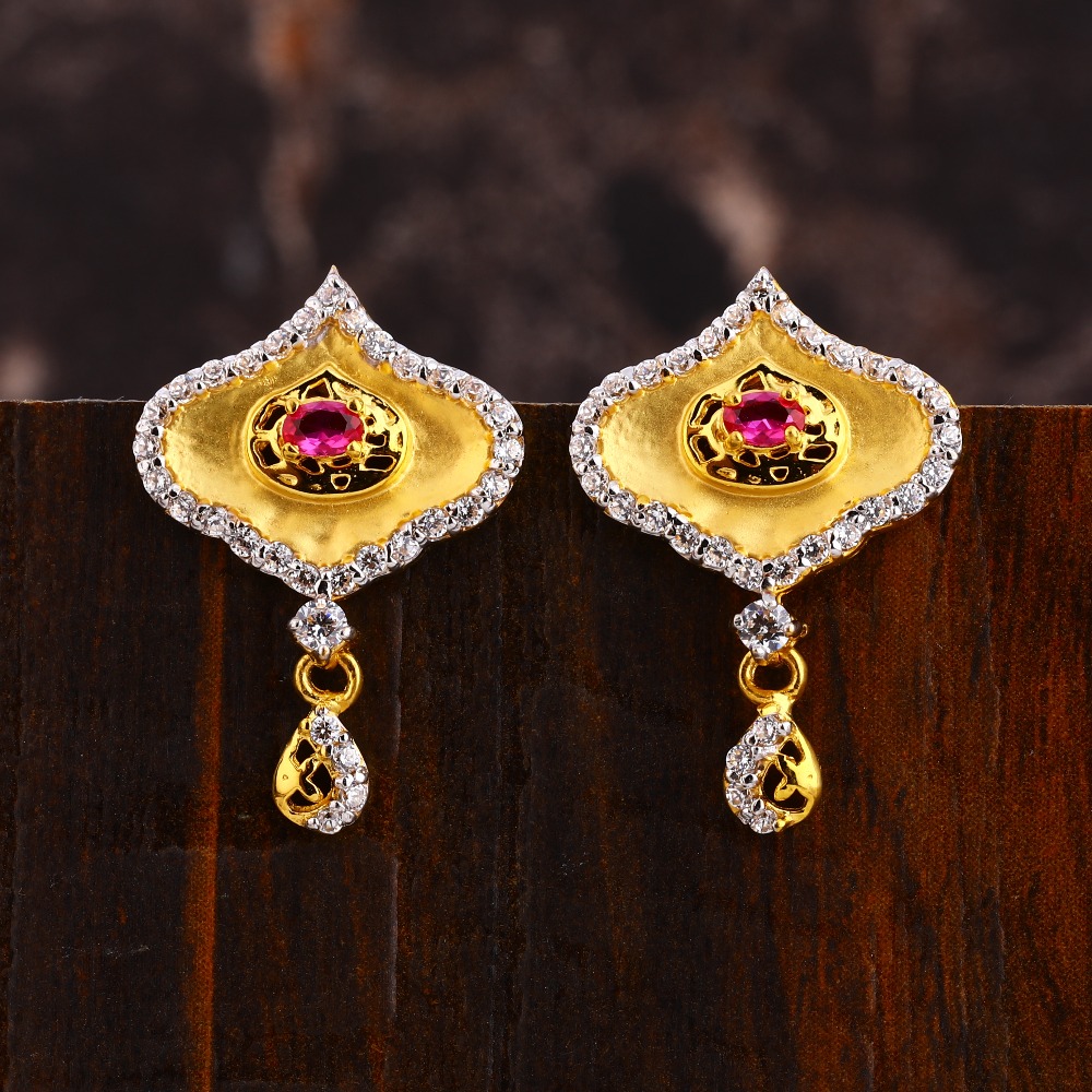 22CT Gold CZ Ladies Earring LFE570