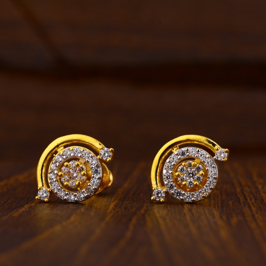 916 Gold CZ Fancy Ladies Tops Earrings LTE155