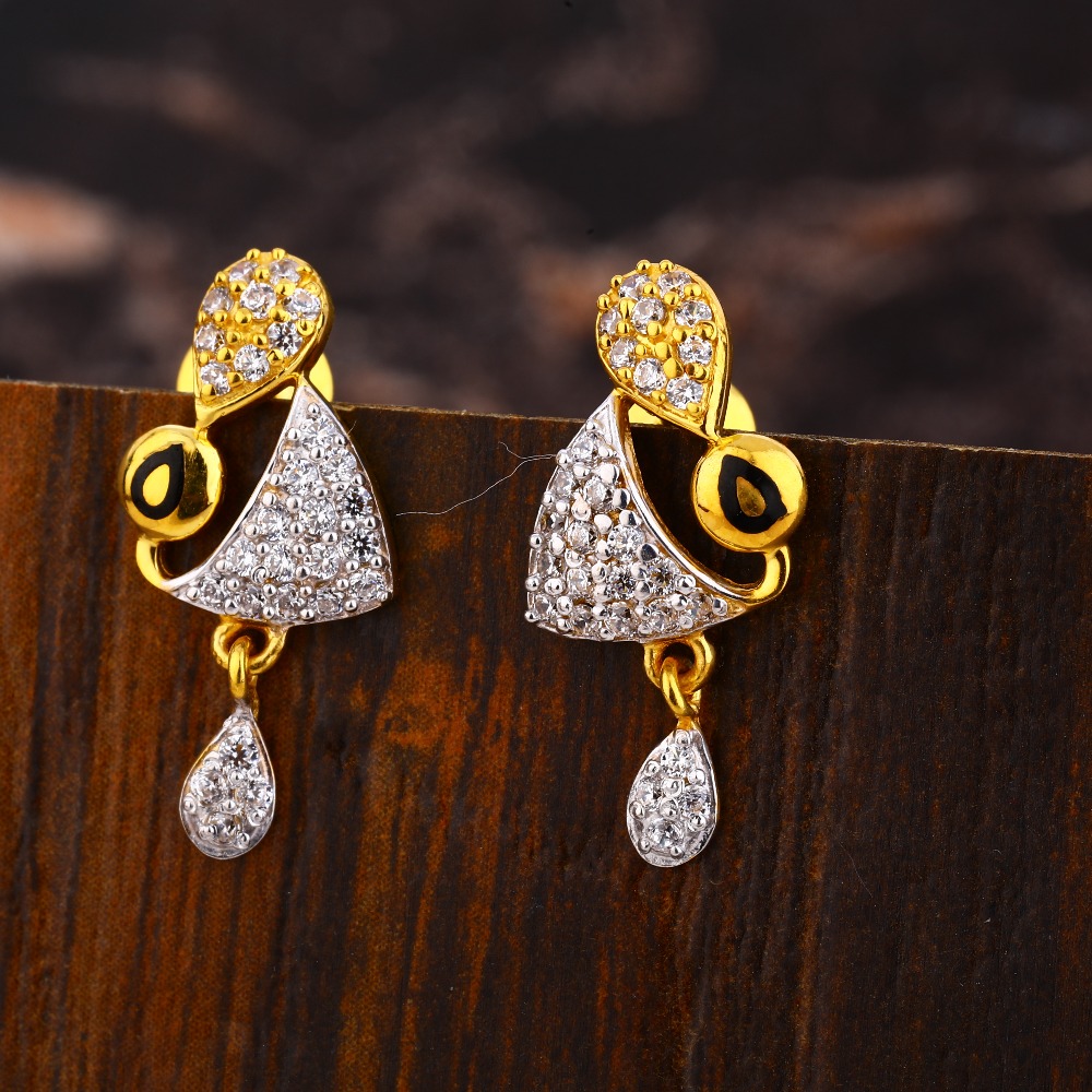 22KT  Gold CZ Women's Stylish Hallmark Earring LFE508