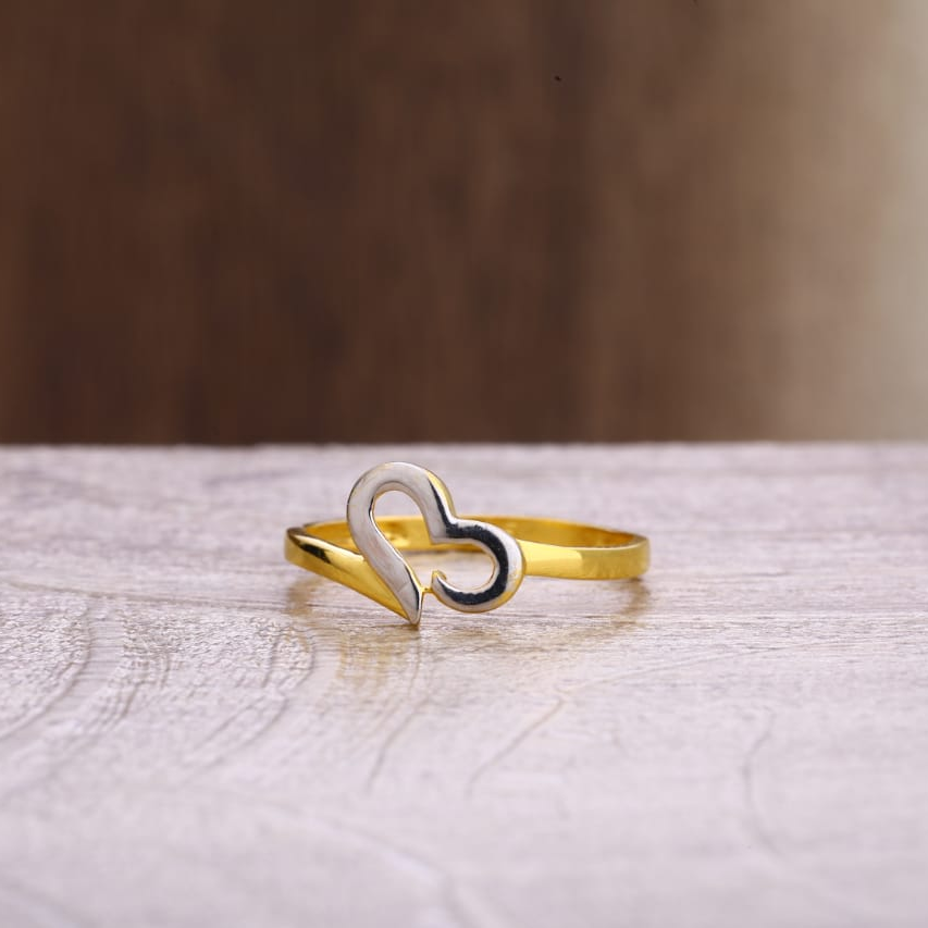 22KT Gold CZ Fancy Ladies Plain Ring LPR322