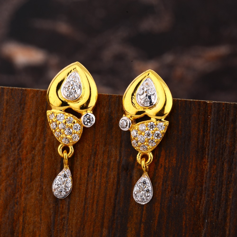 22KT  Gold CZ Classic Ladies Earring LFE499