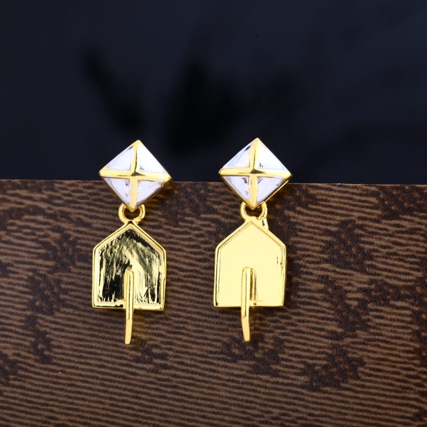 22CT Gold Classic Ladies Plain Earring LPE308