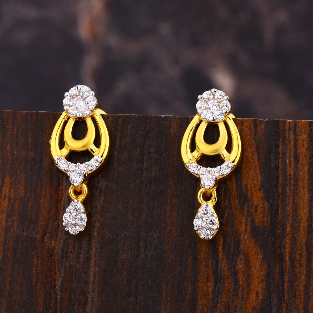 22KT Gold CZ Diamond Exclusive Ladies Earring LFE536