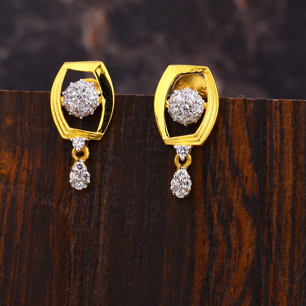 916 Gold Ladies Gorgeous  Diamond Earring LFE522