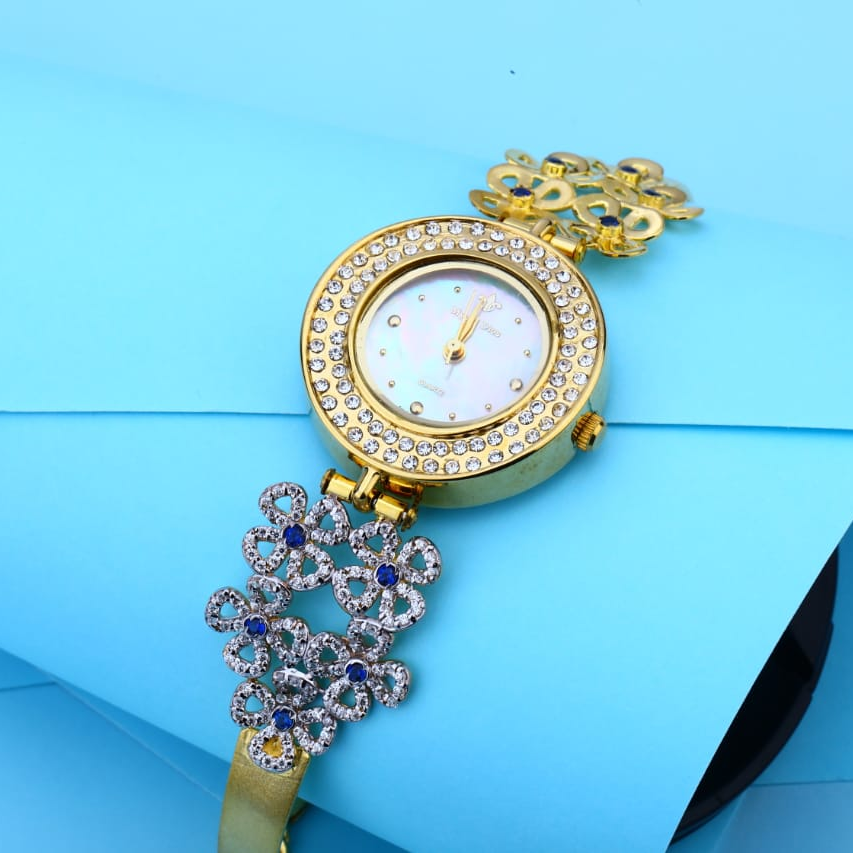 750 Rose Gold Hallmark Gorgeous Ladies Watch LW11