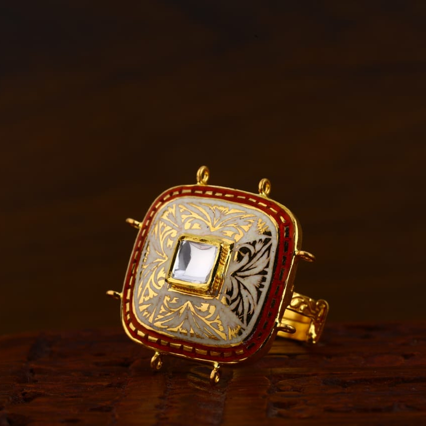 916 Gold CZ Antique Fancy Ladies Ring LAR120