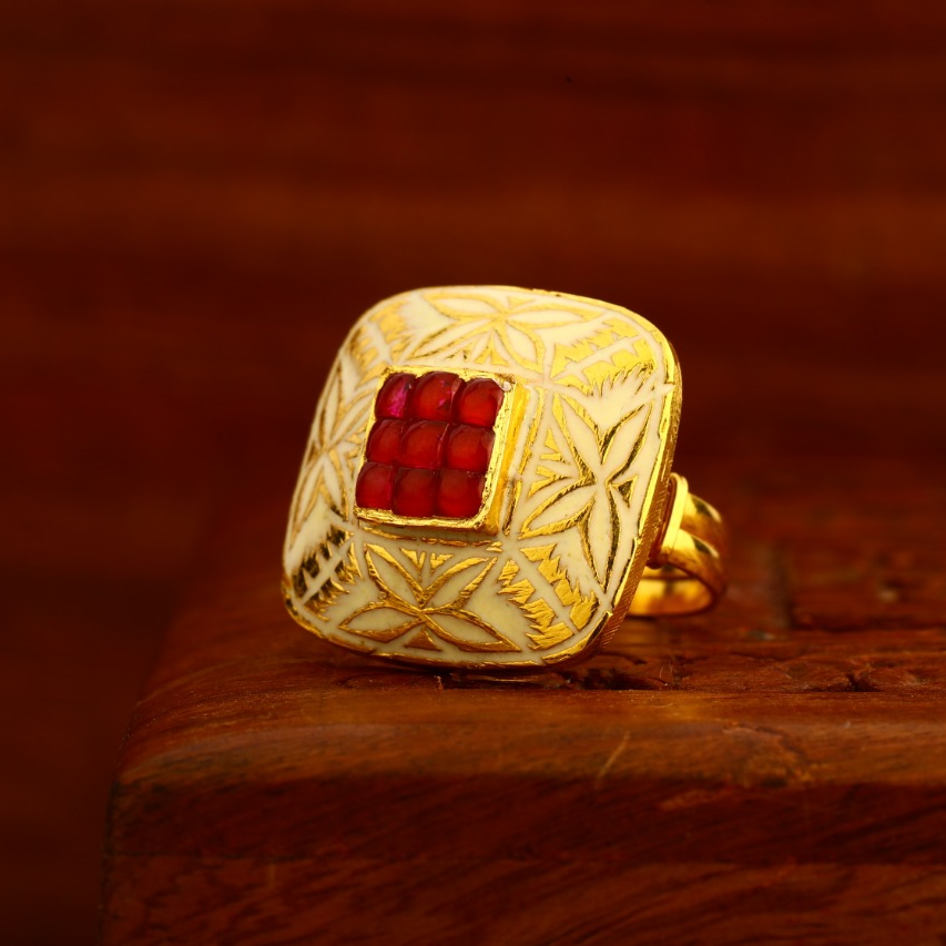 22CT Gold Hallmark Antique Classic Ladies Ring LAR193