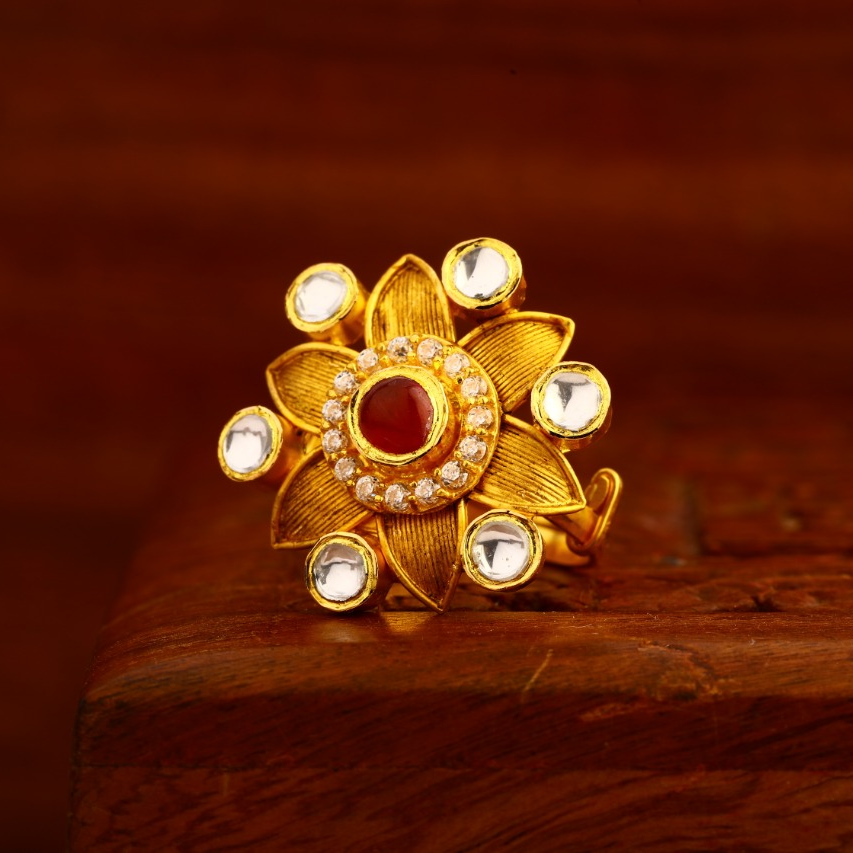 22KT Gold CZ Hallmark Antique Gorgeous Ladies Ring LAR181