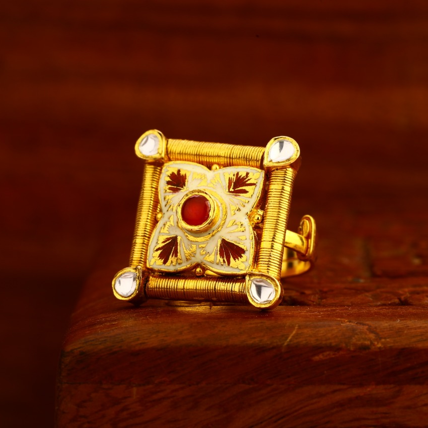 22KT Gold CZ Hallmark Antique Ladies Ring LAR174
