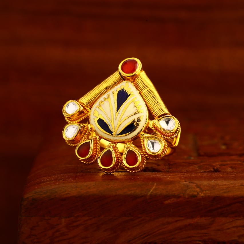 22KT Gold CZ Antique Fancy Ladies Ring LAR172