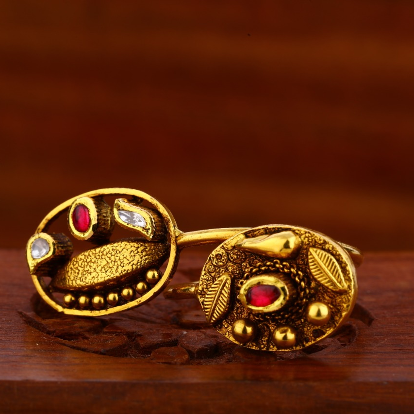 916 Gold CZ Hallmark Antique Designer Ladies Ring LAR95