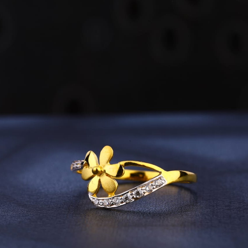22KT Gold Hallmark Exclusive Ladies Ring LR988