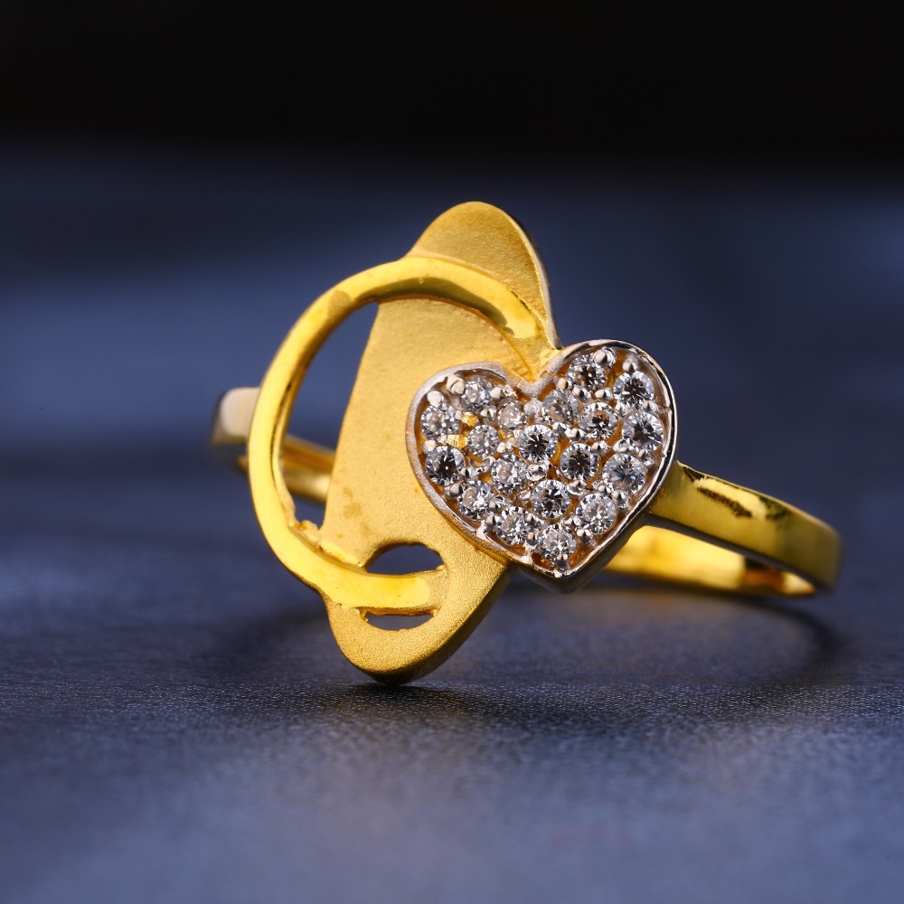 916 Gold  Women's Hallmark Ring LR254