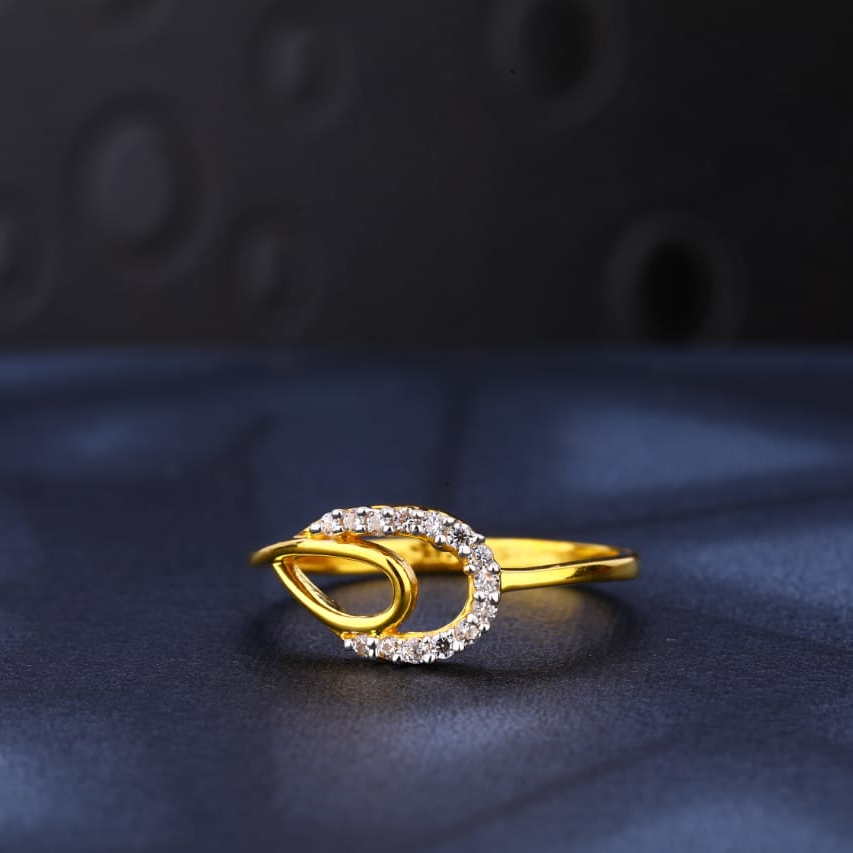 22KT Gold CZ Hallmark Fancy Ladies Ring LR924