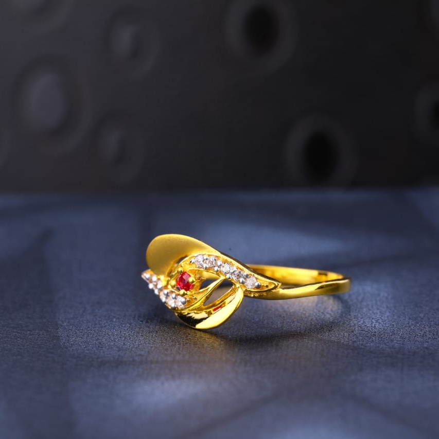 22KT Gold Hallmark Designer Ladies Ring LR940