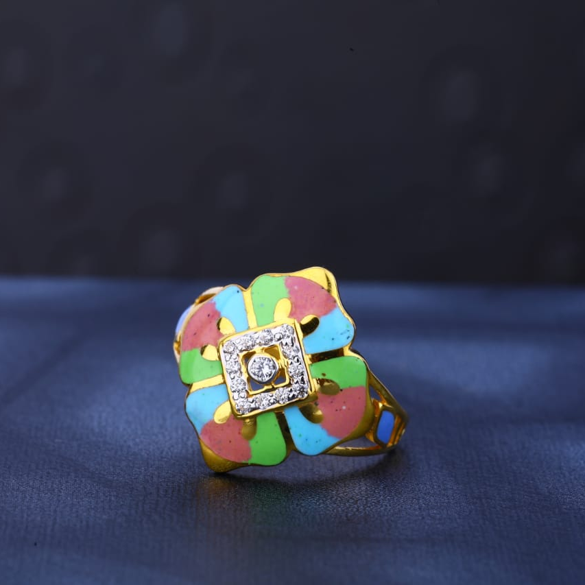 916 Gold CZ Ladies Ring LR487